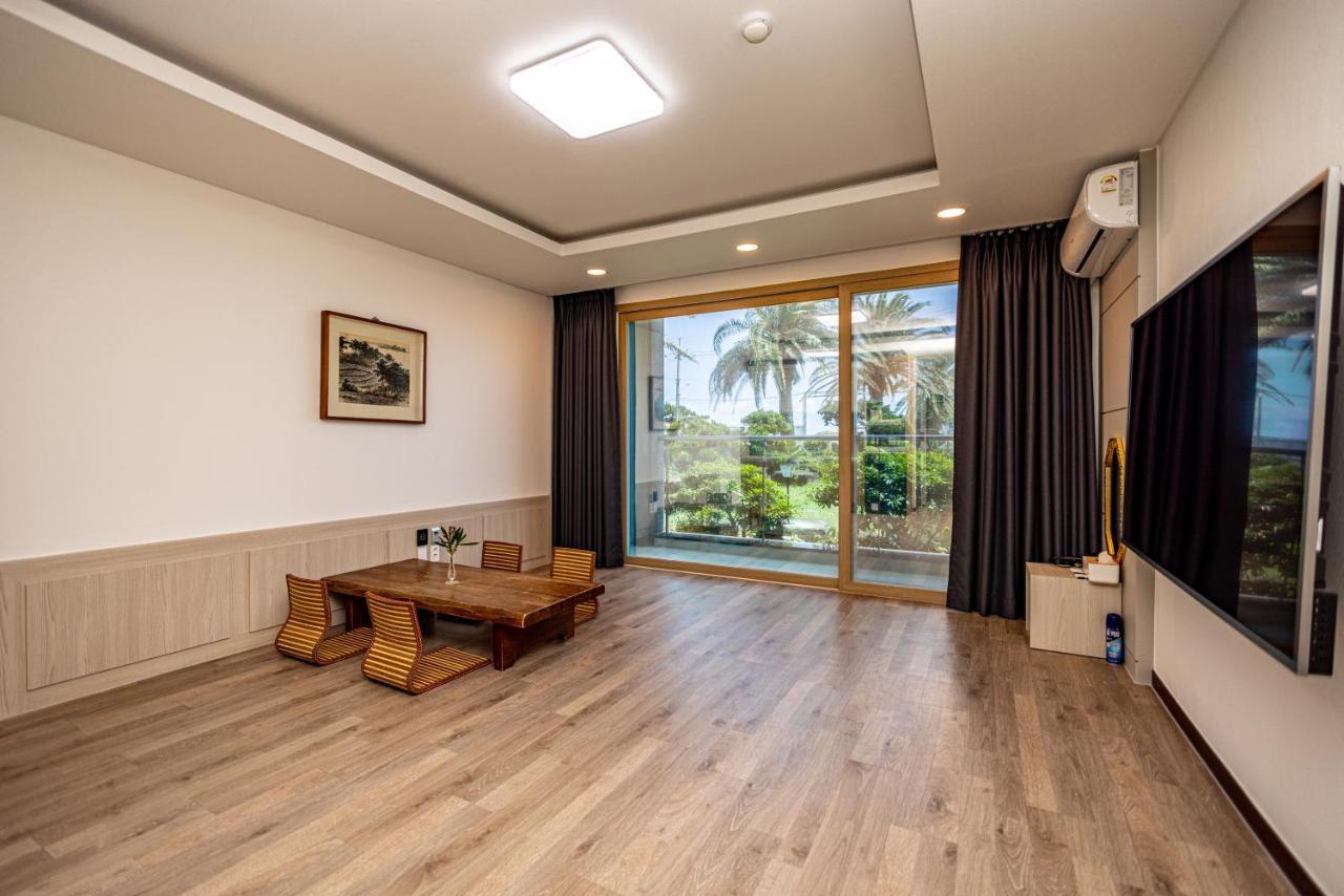 Jeju Arumdaun Resort Sihung-ni Экстерьер фото