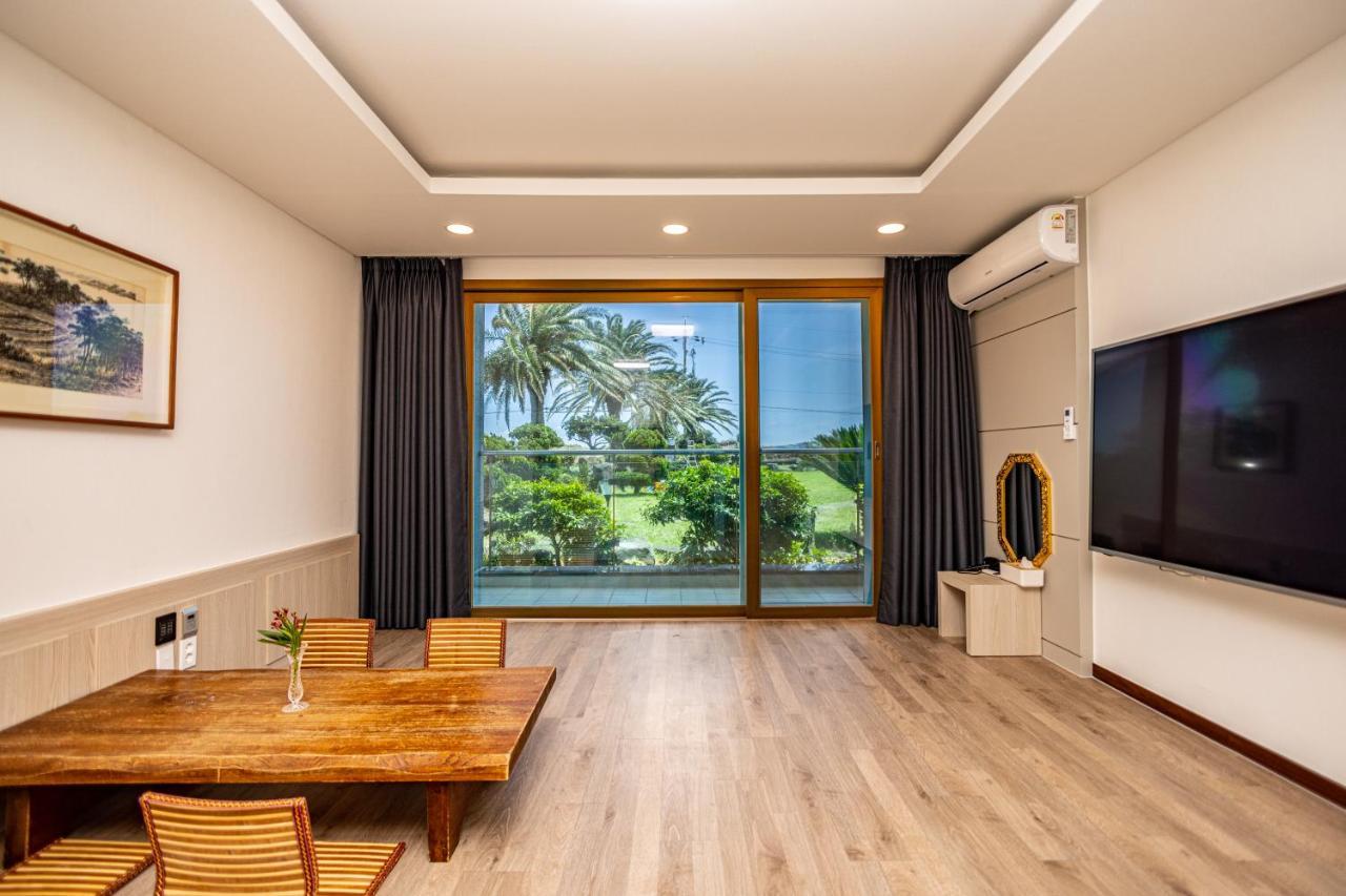 Jeju Arumdaun Resort Sihung-ni Экстерьер фото