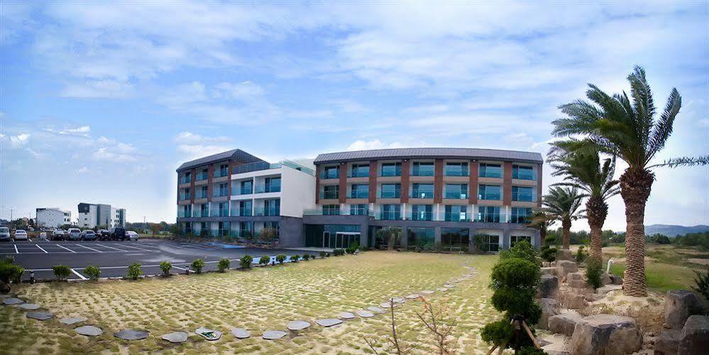 Jeju Arumdaun Resort Sihung-ni Экстерьер фото