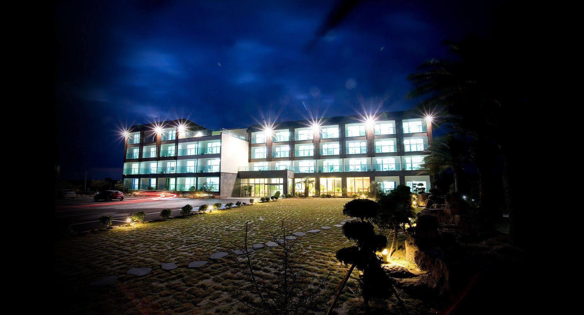 Jeju Arumdaun Resort Sihung-ni Экстерьер фото